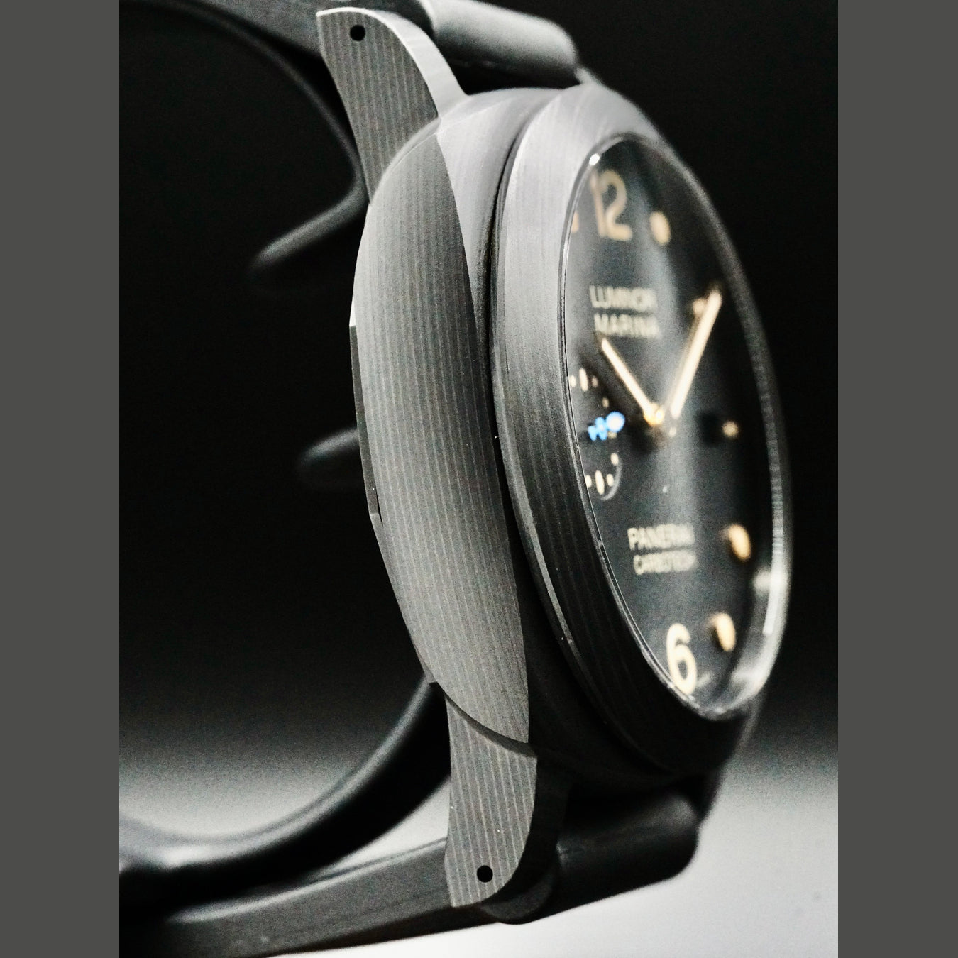 Panerai PAM00661 Luminor Marina Carbotech