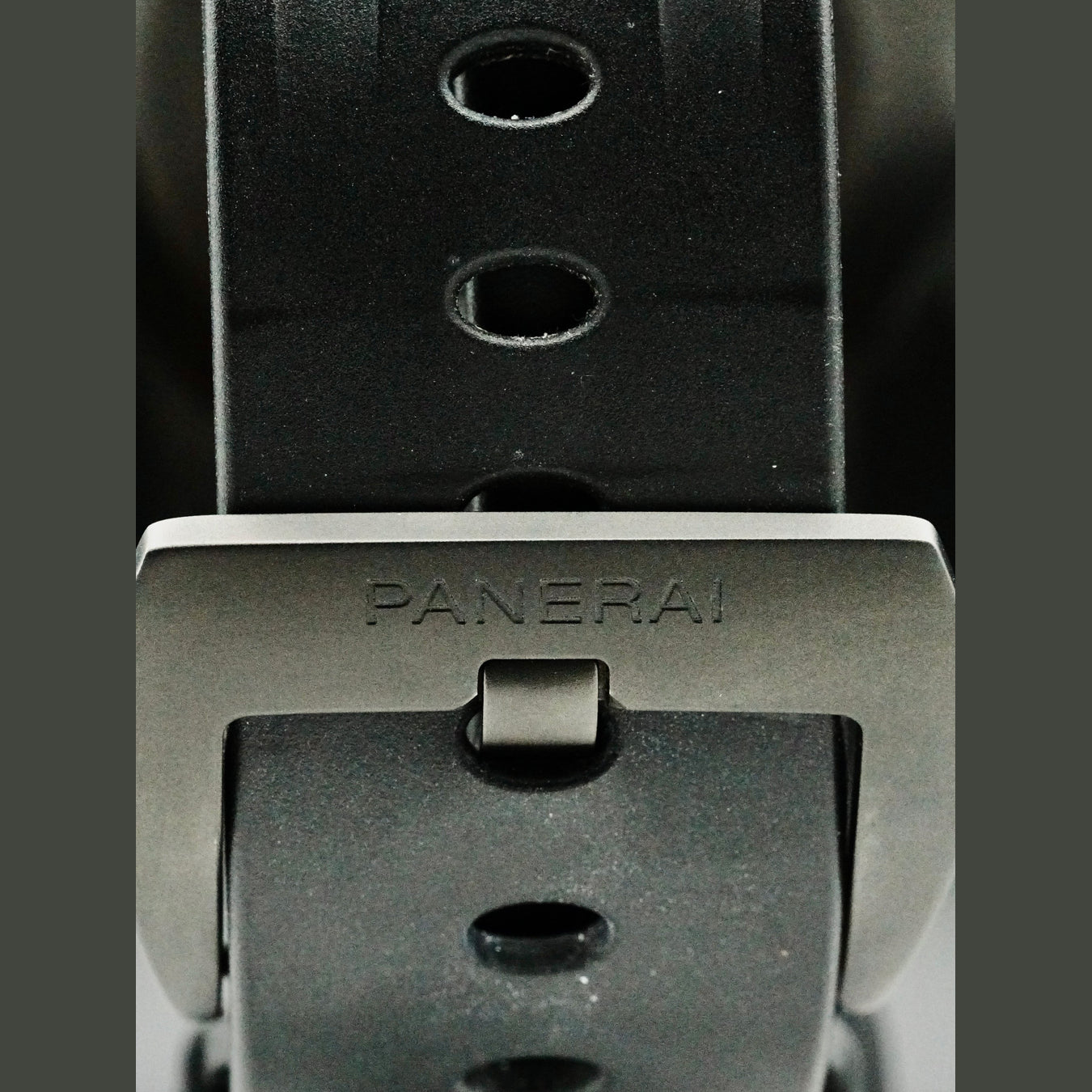 Panerai PAM00661 Luminor Marina Carbotech