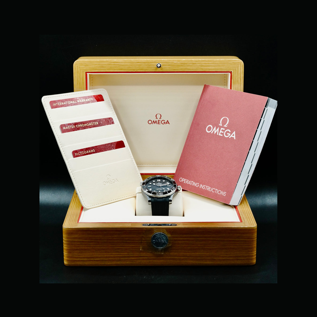 Omega 210.92.44.20.01.001 Seamaster Diver 300m Co-Axial Master Chronometer Ceramic