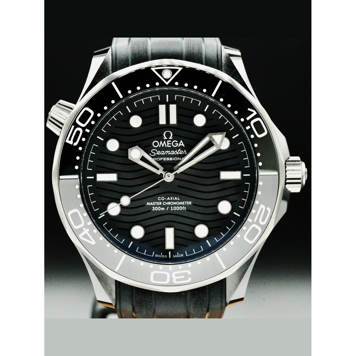 Omega 210.92.44.20.01.001 Seamaster Diver 300m Co-Axial Master Chronometer Ceramic