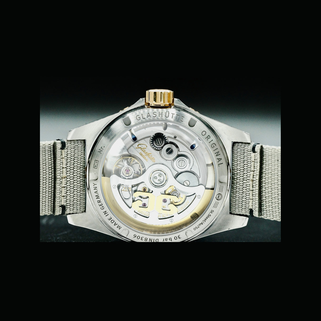 Glashütte Original SeaQ Panorama Date Two-Tone 1-36-13-04-91-34