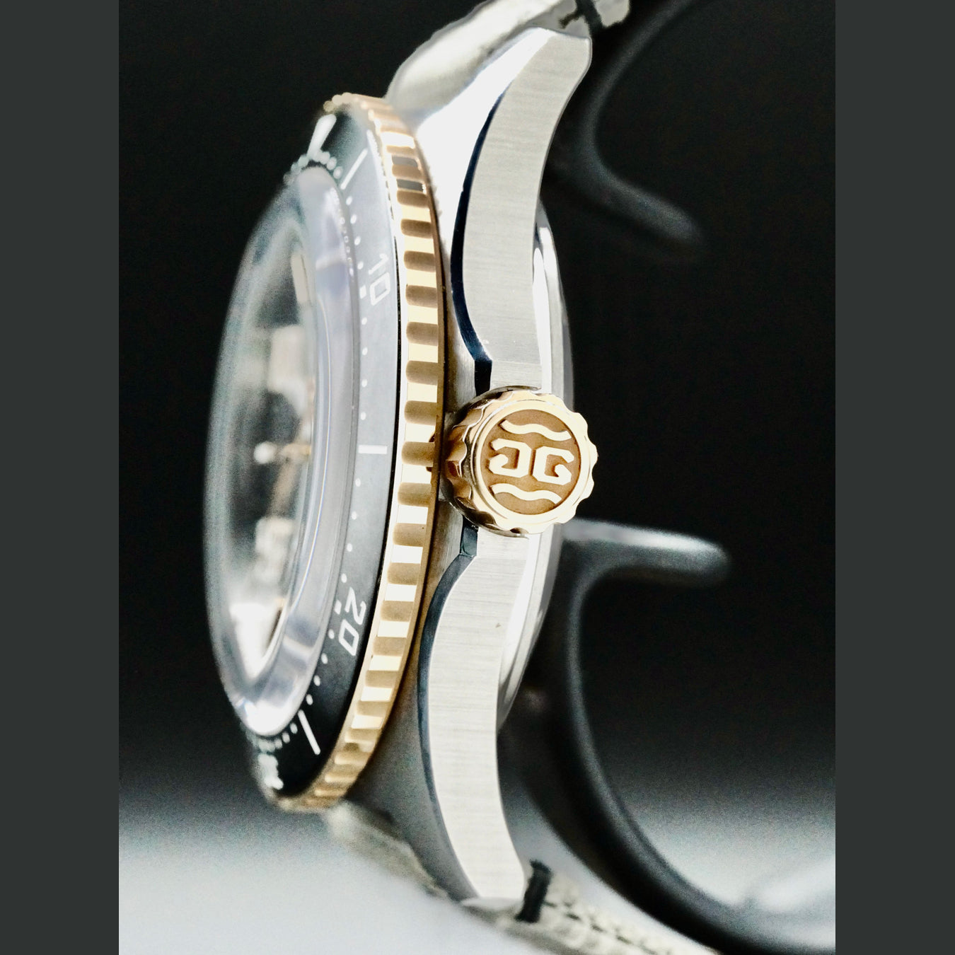 Glashütte Original SeaQ Panorama Date Two-Tone 1-36-13-04-91-34
