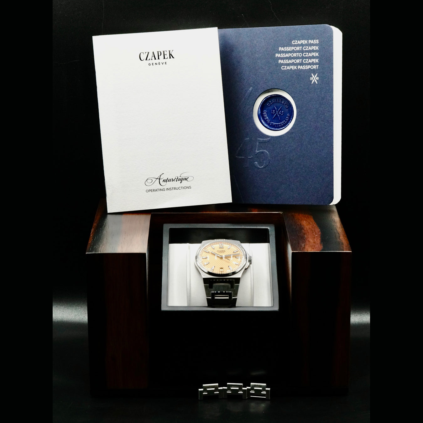 Czapek Antarctique Czapek Antarctique Passage de Drake Salmon Dial