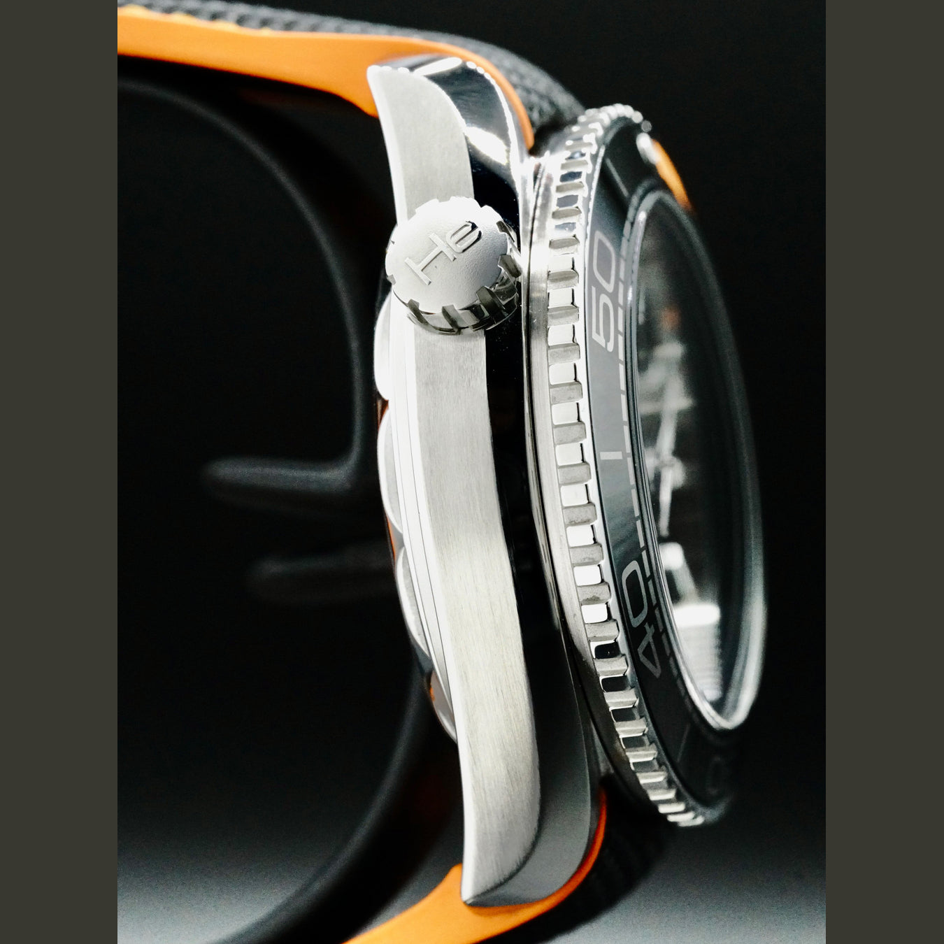 Omega 215.32.44.21.01.001 Planet Ocean 600m co-axial Master Chronometer