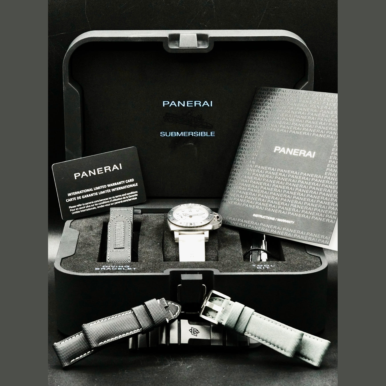 Panerai PAM01223 Submersible Bianco 42mm