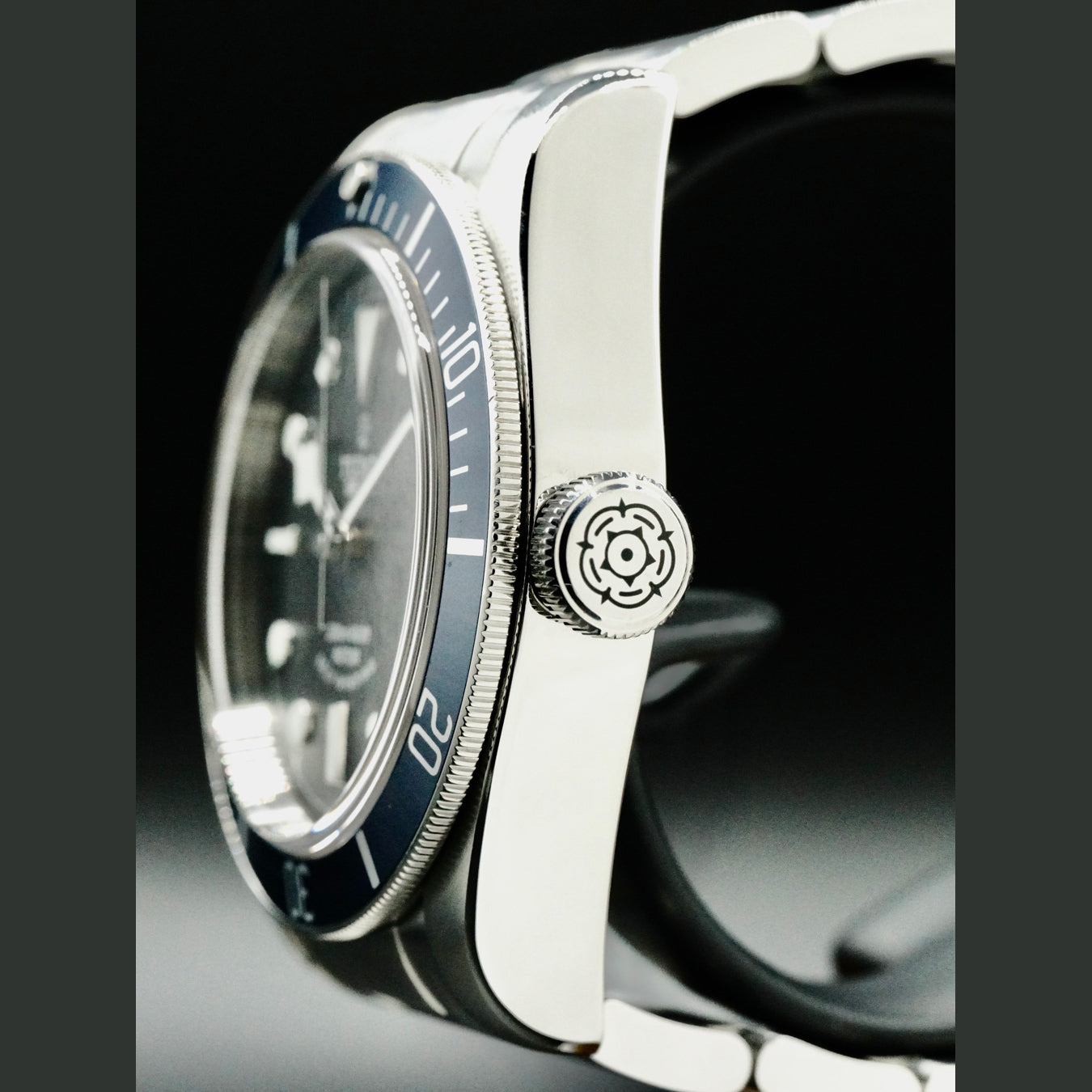 Tudor 79220B Black Bay Black Dial Blue Bezel
