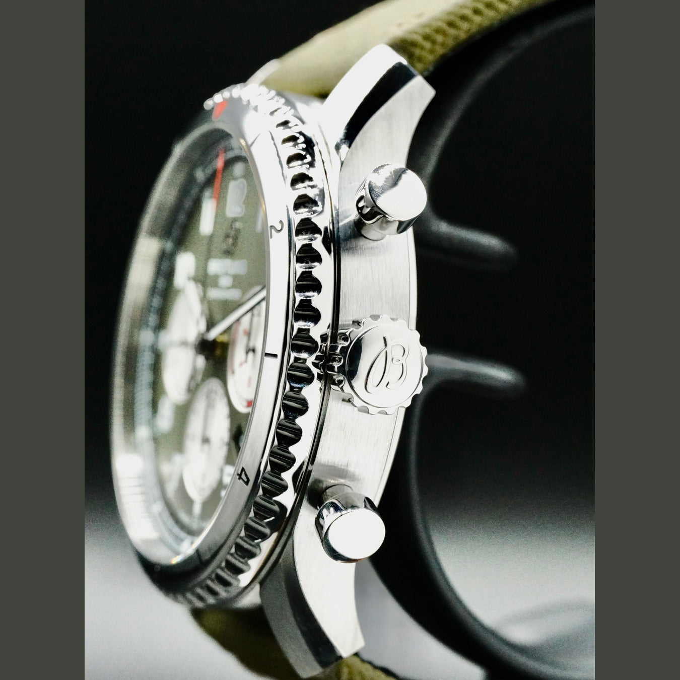 Breitling AB0119 Aviator 8 B01 Chronograph 43 Mosquito