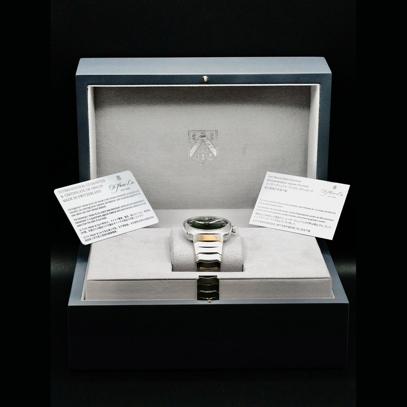 H. Moser & Cie. Streamliner 6200-1200