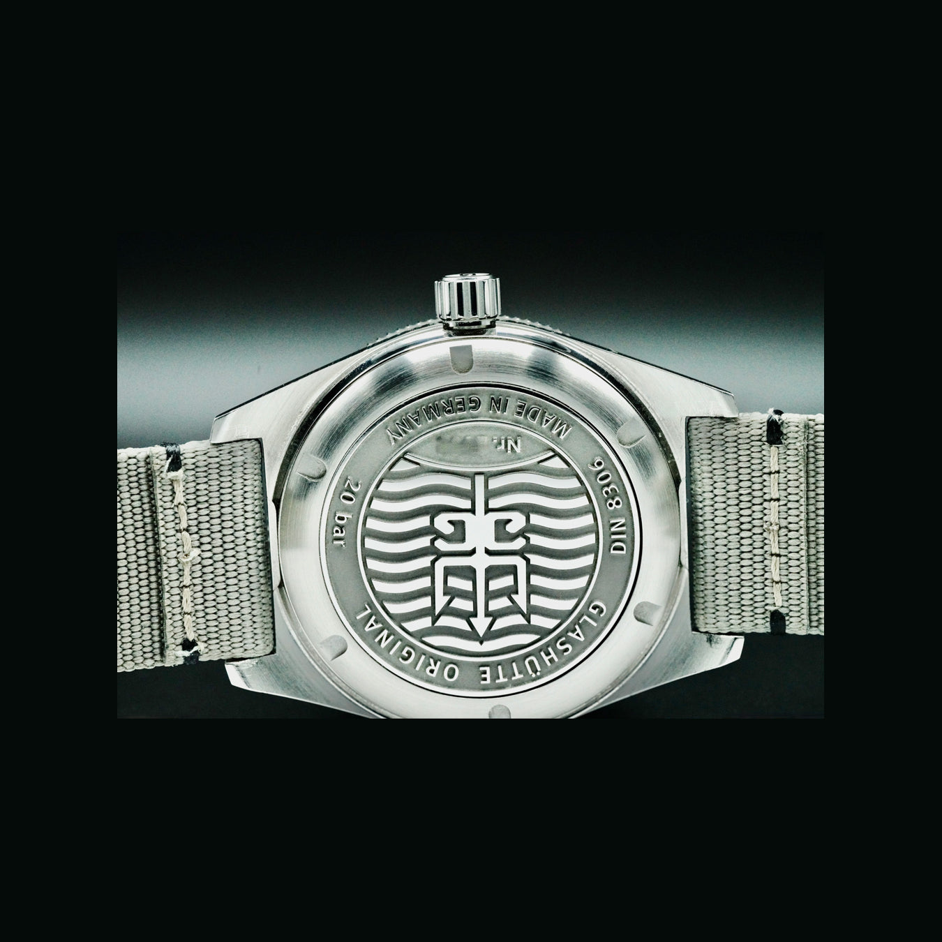 Glashütte Original 1-39-11-13-83-34 SeaQ Auto SS Green