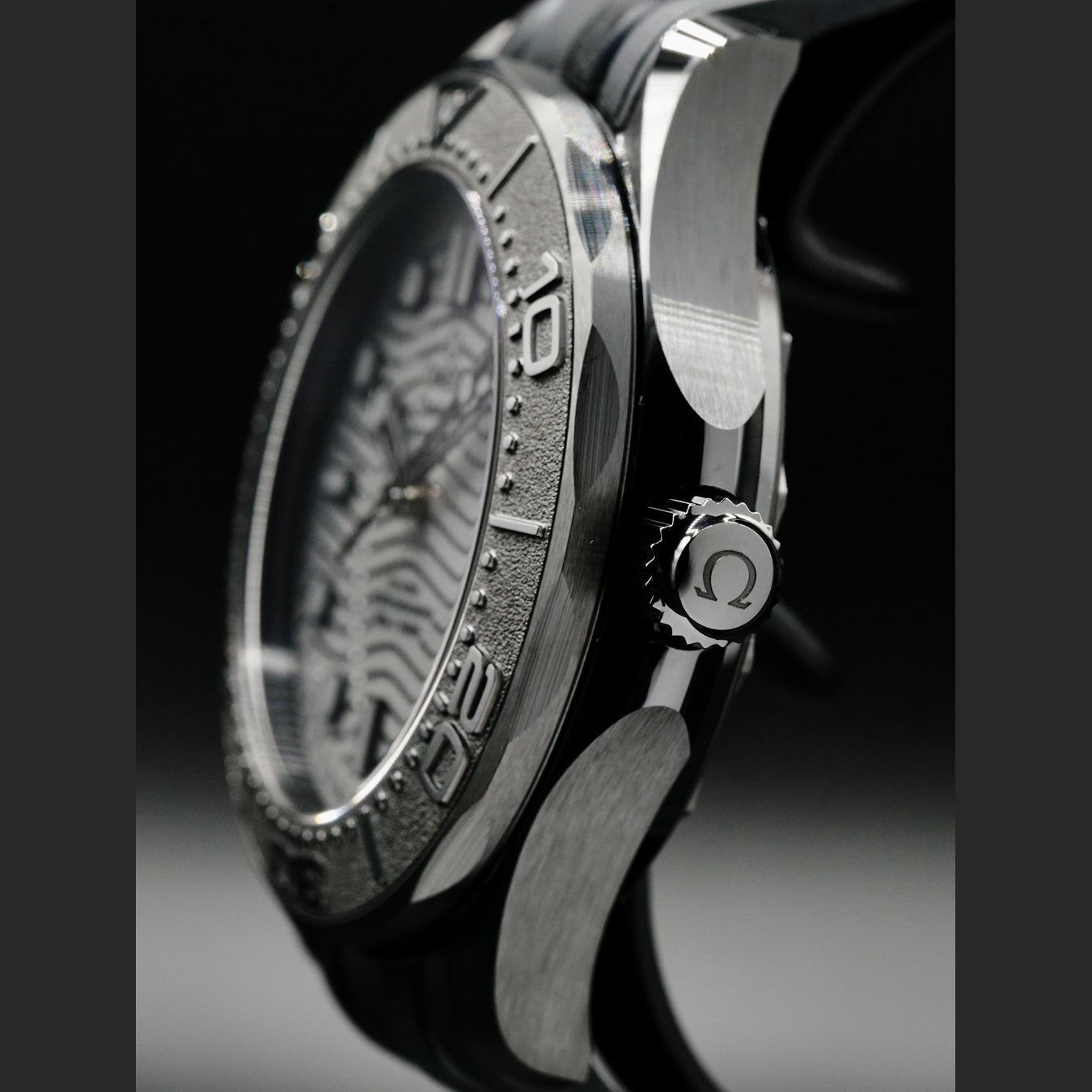 Omega Seamaster Diver 300 Black Ceramic Black Dial 210.92.44.20.01.003