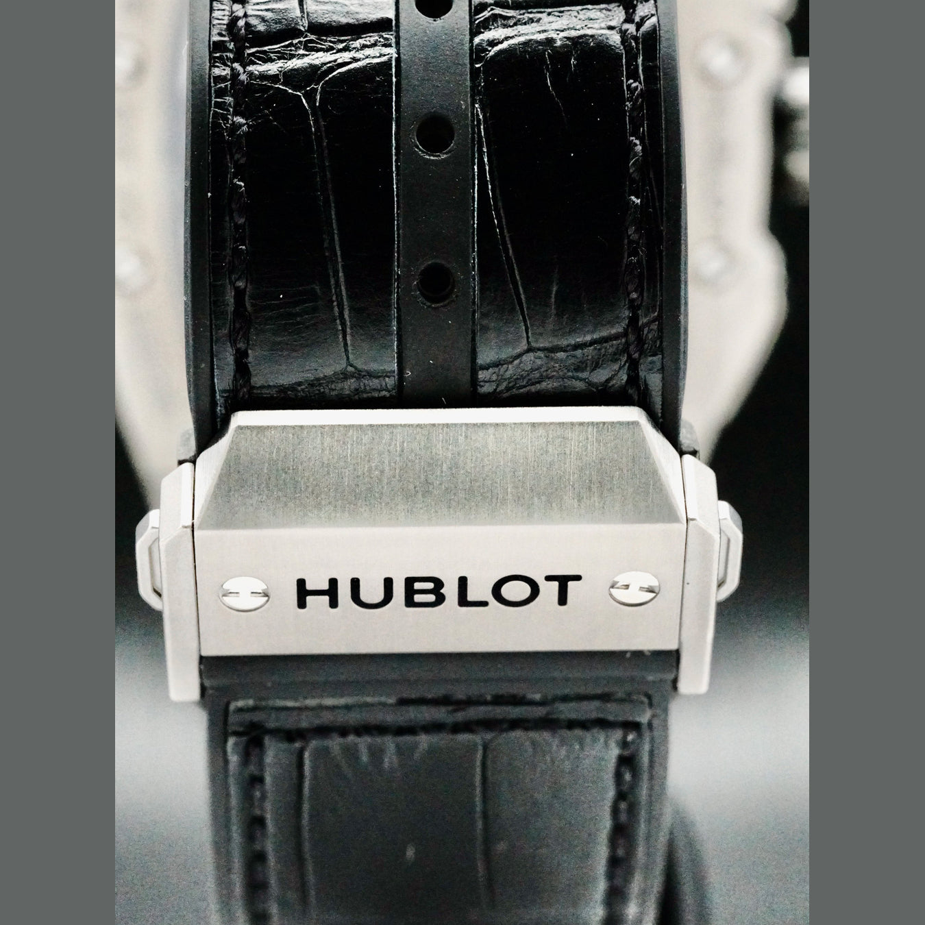 Hublot 601.NX.0173.LR.1104 Spirit of Big Bang Diamonds