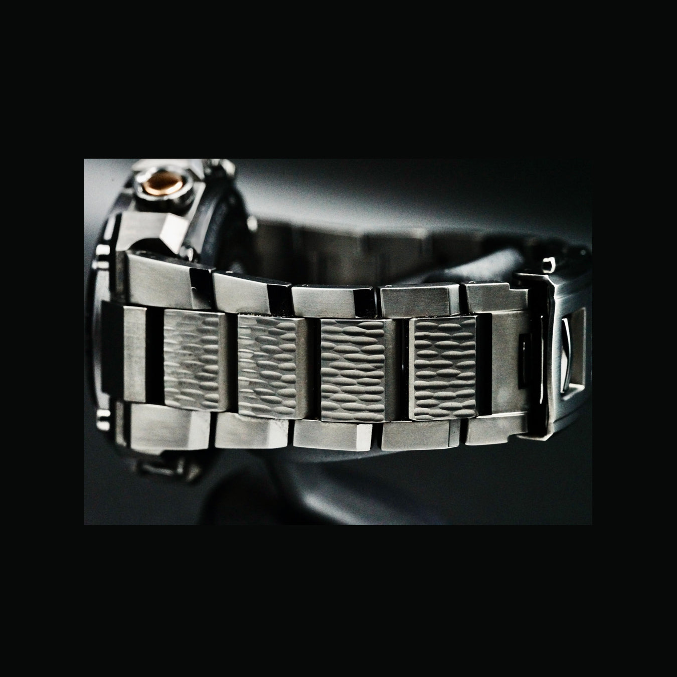 Casio G-Shock MrG Limited Edition MRG-G2000HT-1 Limited Edition 500PCS