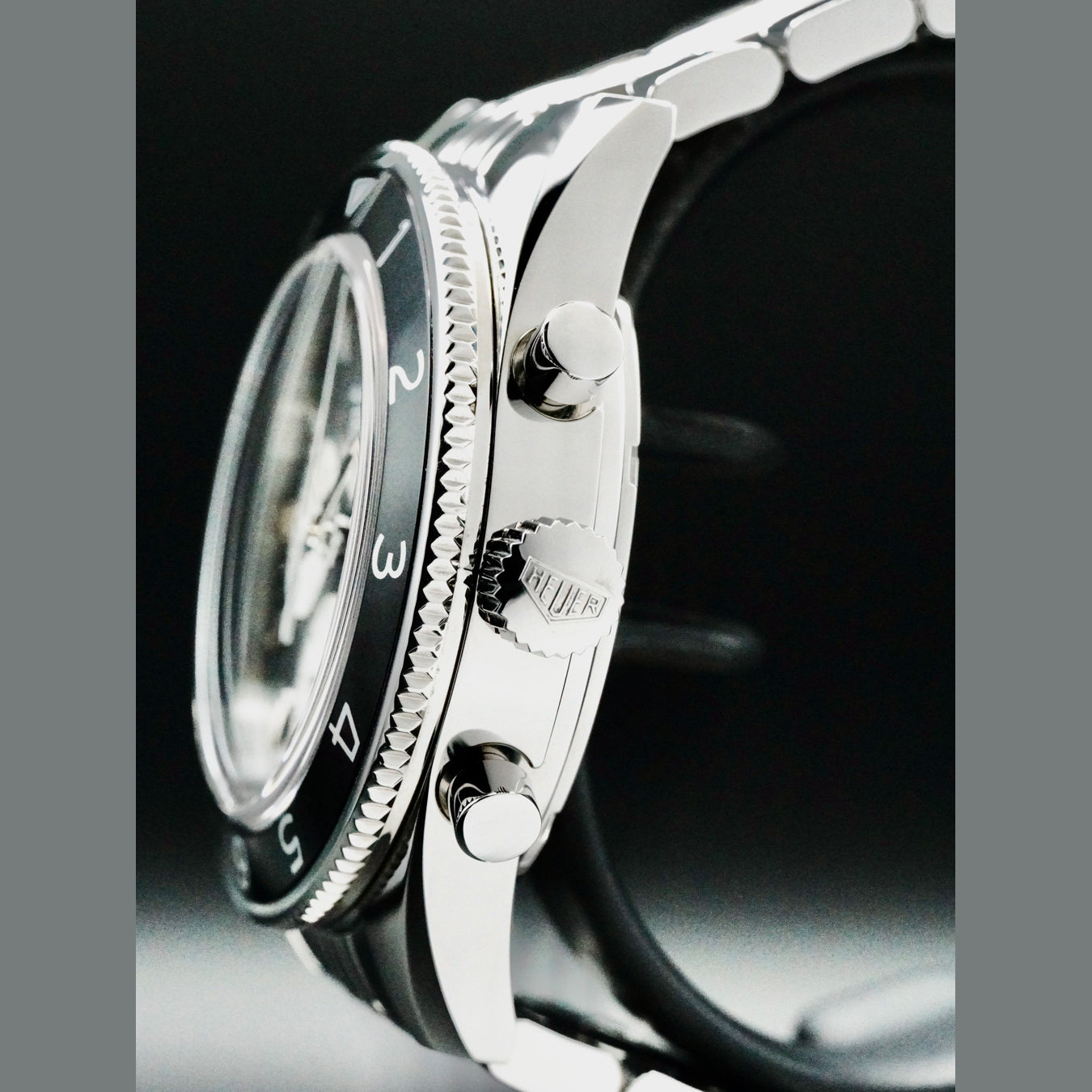 Tag Heuer Heritage CBE2110.BA0687