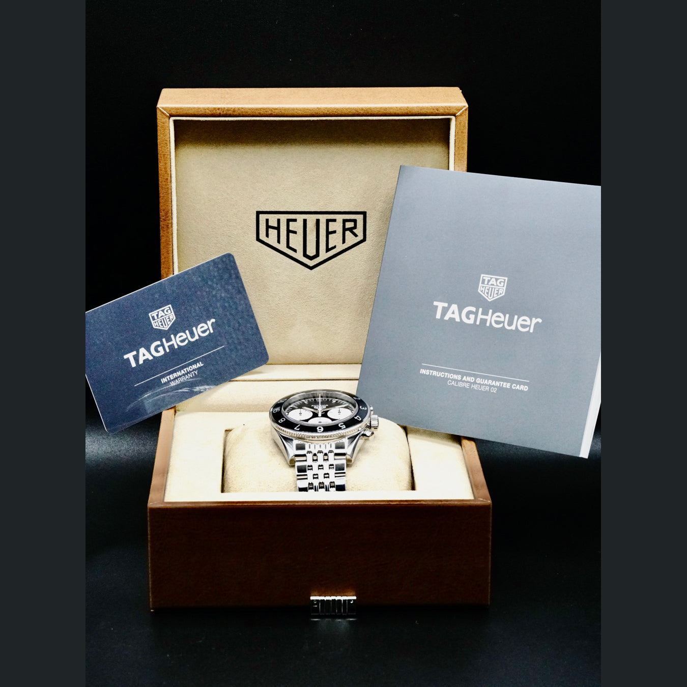 Tag Heuer Heritage CBE2110.BA0687