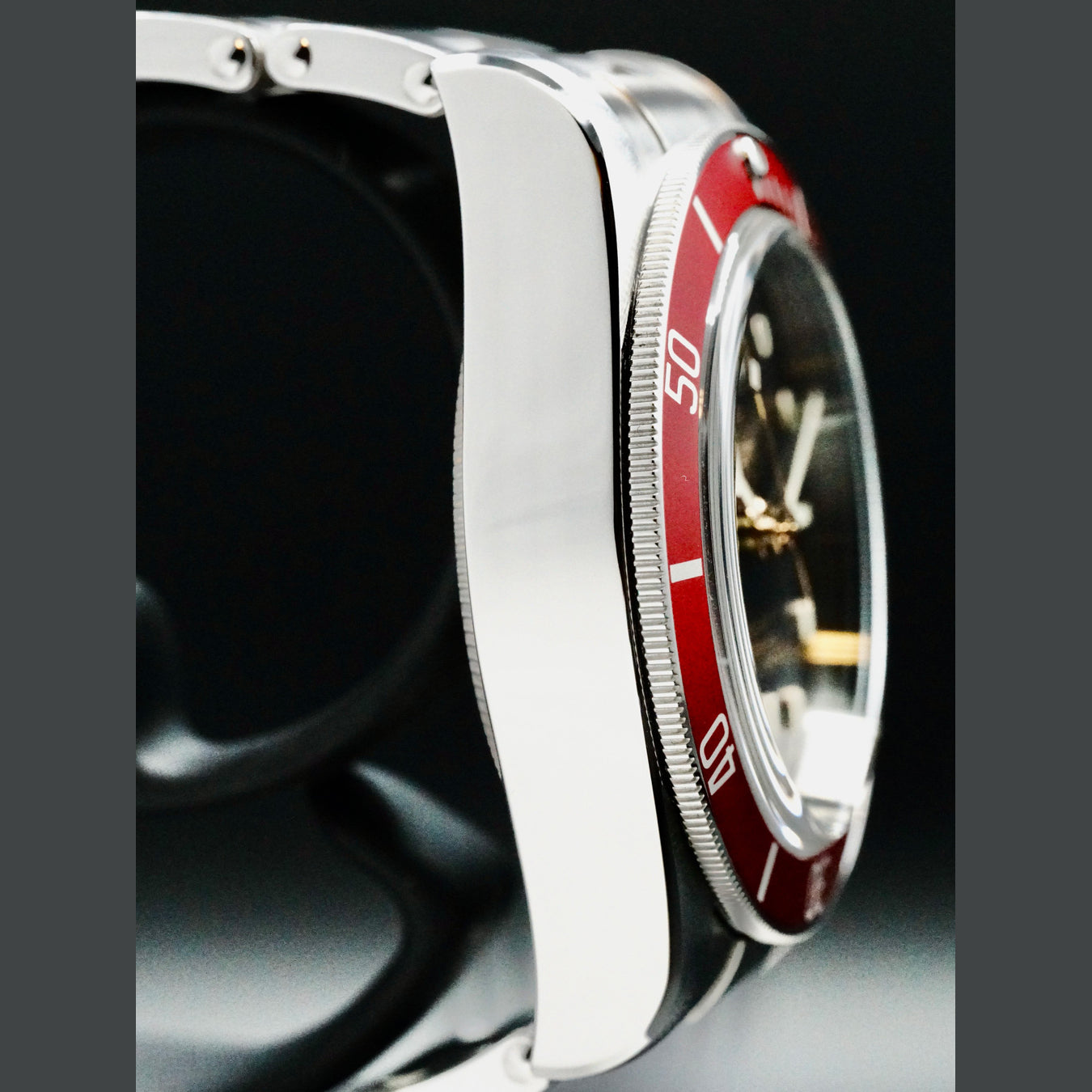 Tudor Black Bay 41mm on Bracelet 79230R