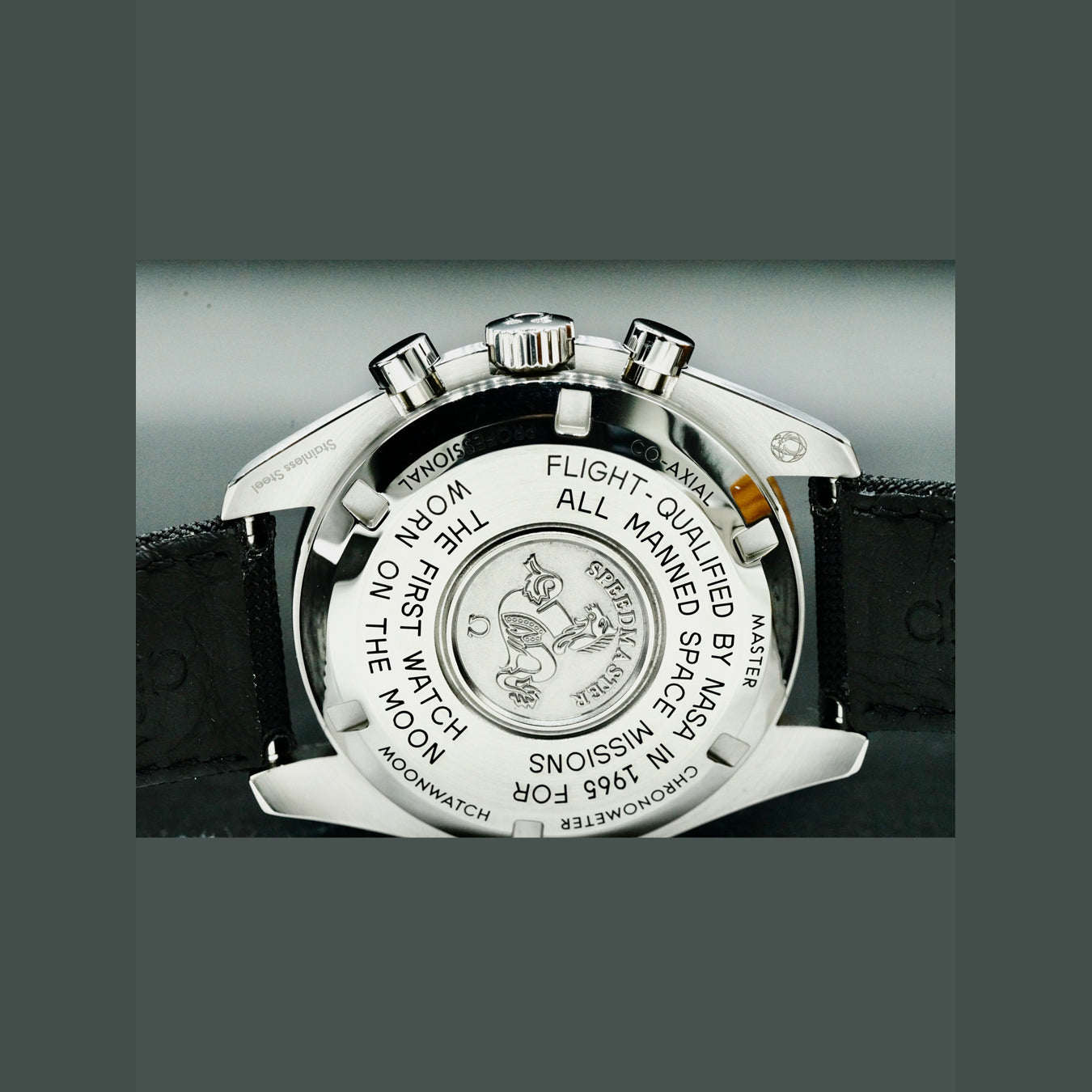 Omega 310.32.42.50.01.001 Speedmaster Moonwatch Professional Master Chronograph