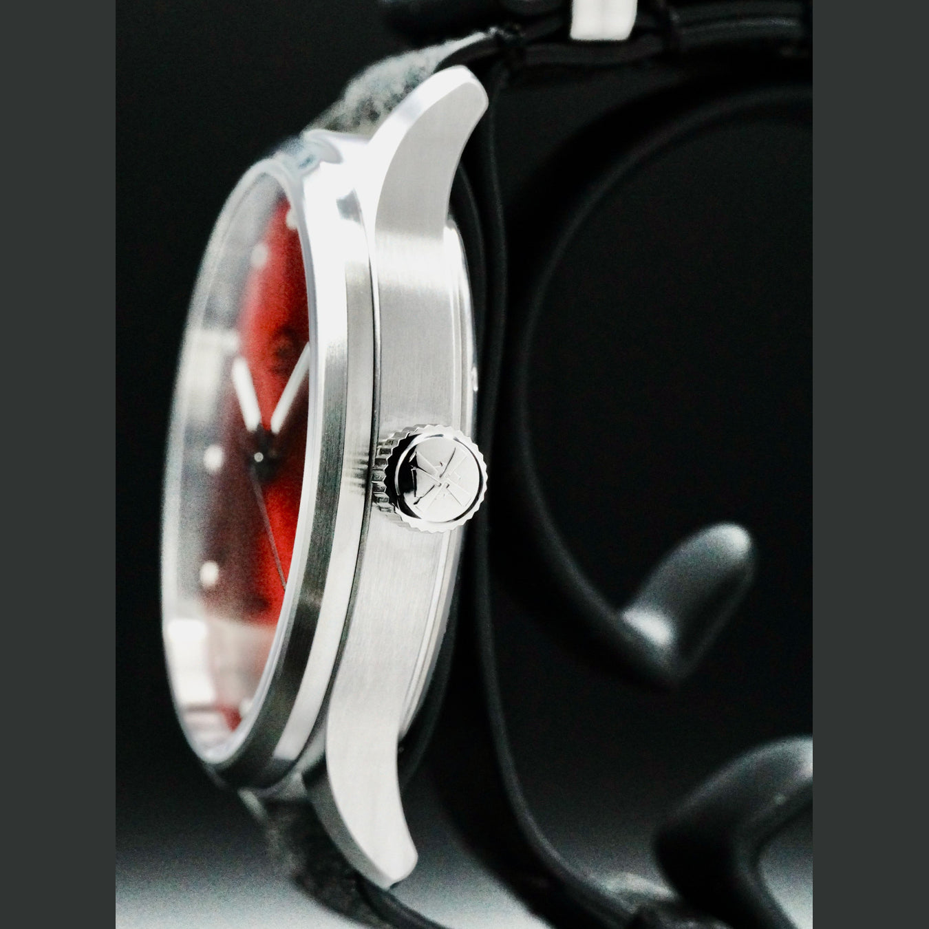 Mühle Glashütte M1-40-78-NB-L Panova Rot on Leather Strap