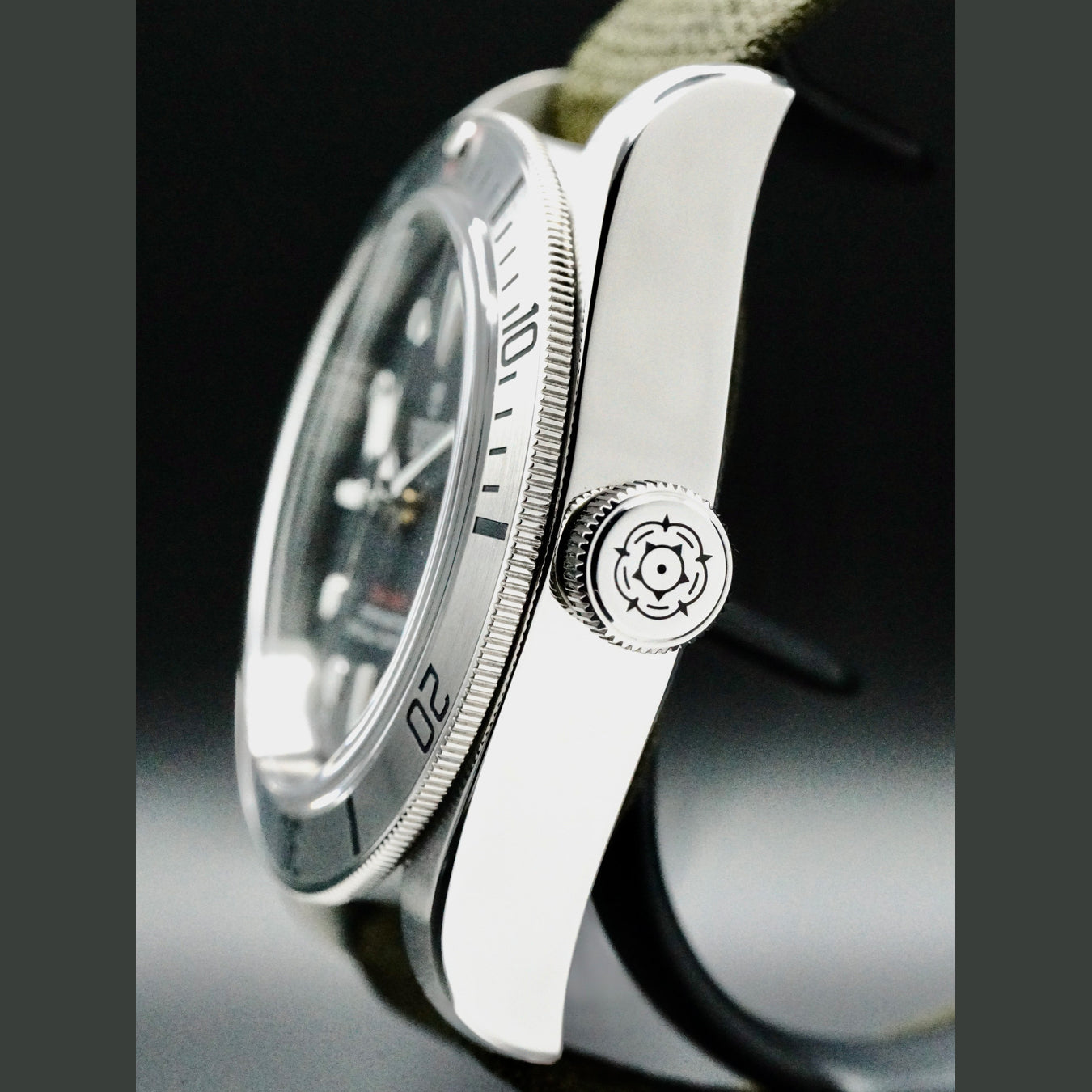 Tudor 79720 Black Bay Steel