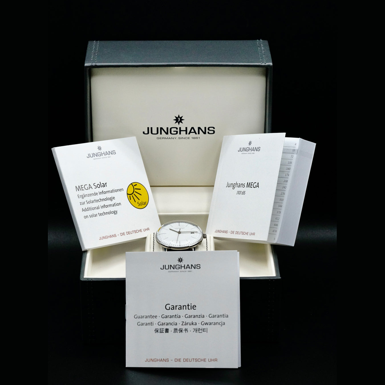 Junghans 059/2020.02 Max Bill Mega Solar