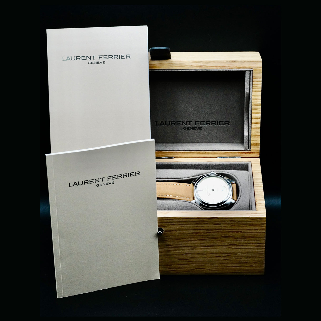 Laurent Ferrier LCF013.AC.JG1 Square Micro-Rotor Gold Toned