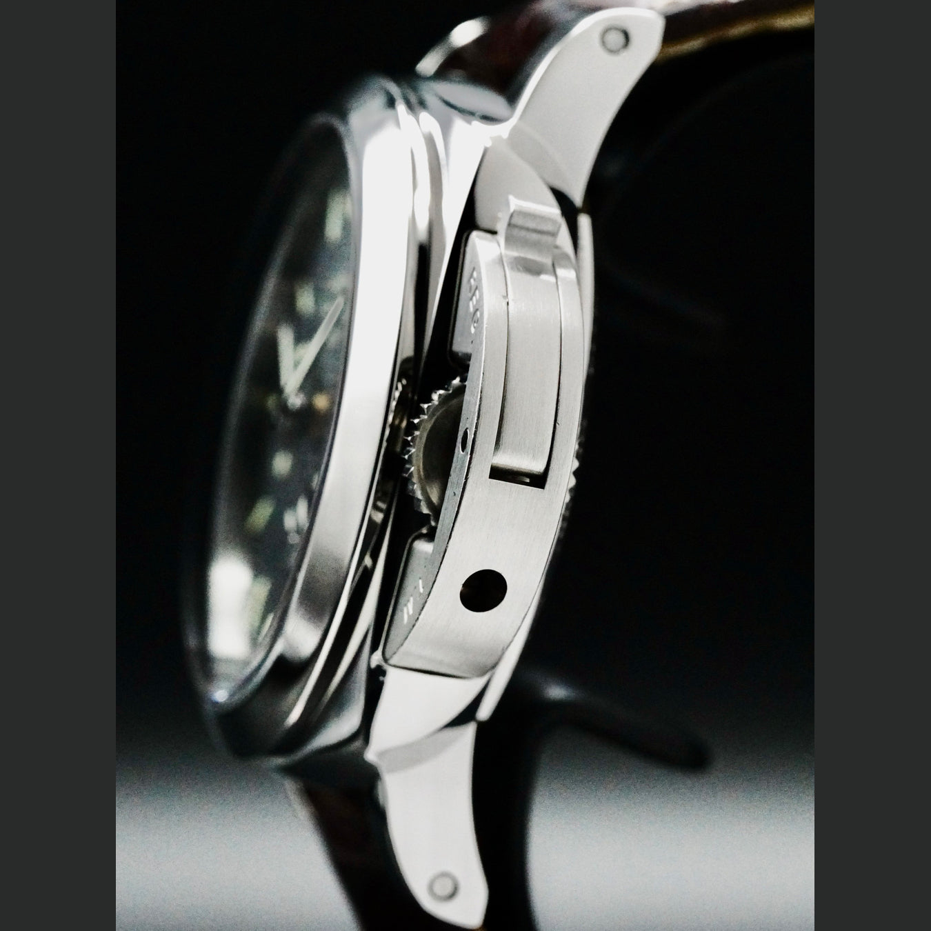 Panerai PAM00537 Luminor 1950 GMT 42mm