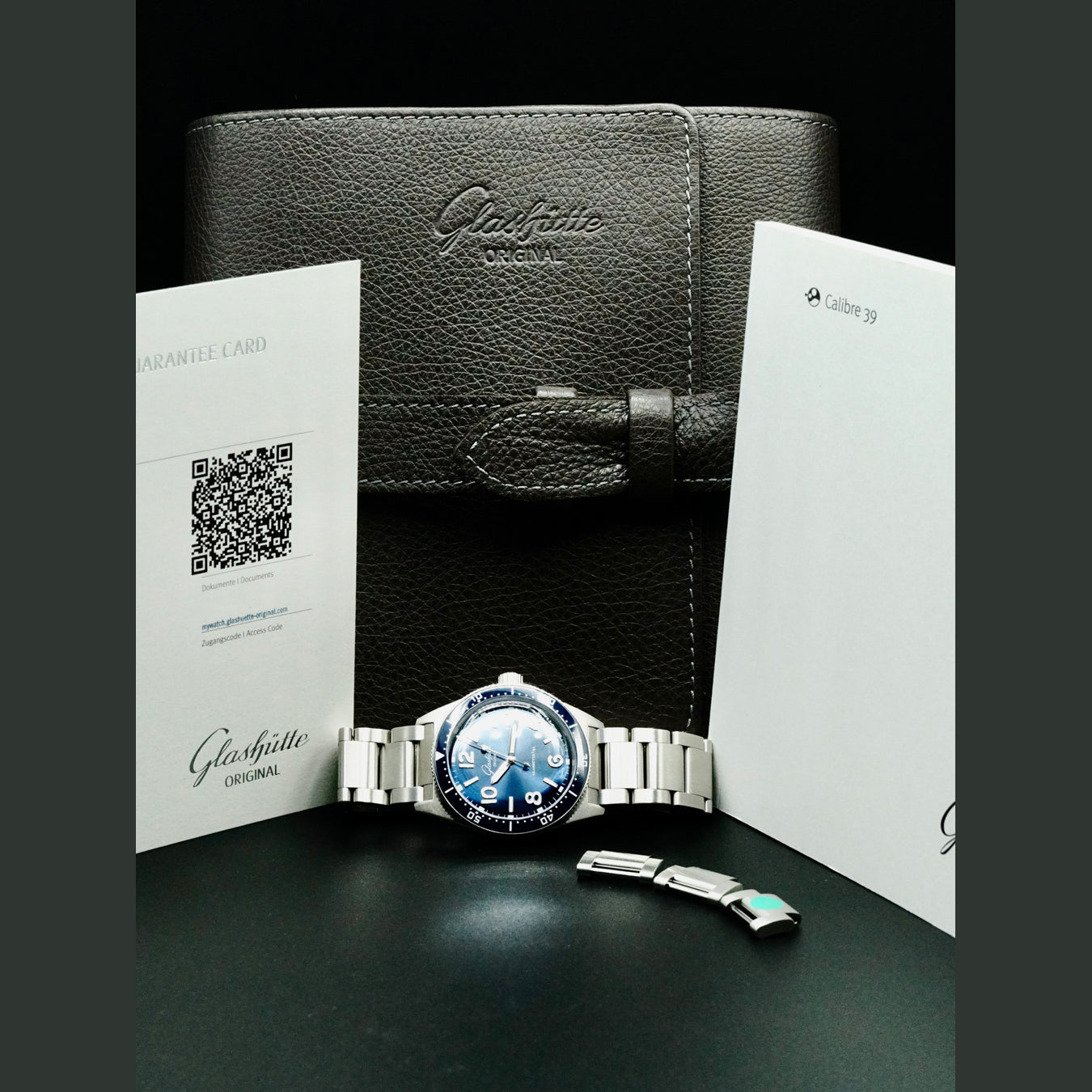 Glashütte Original 1-39-11-09-81-70 SeaQ Blue Dial