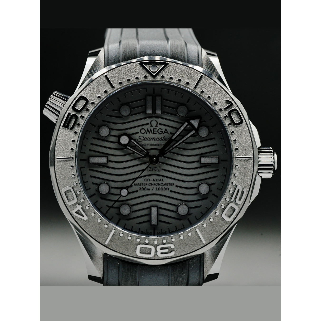 Omega 210.92.44.20.01.003 Seamaster Diver 300 Black Ceramic Black Dial