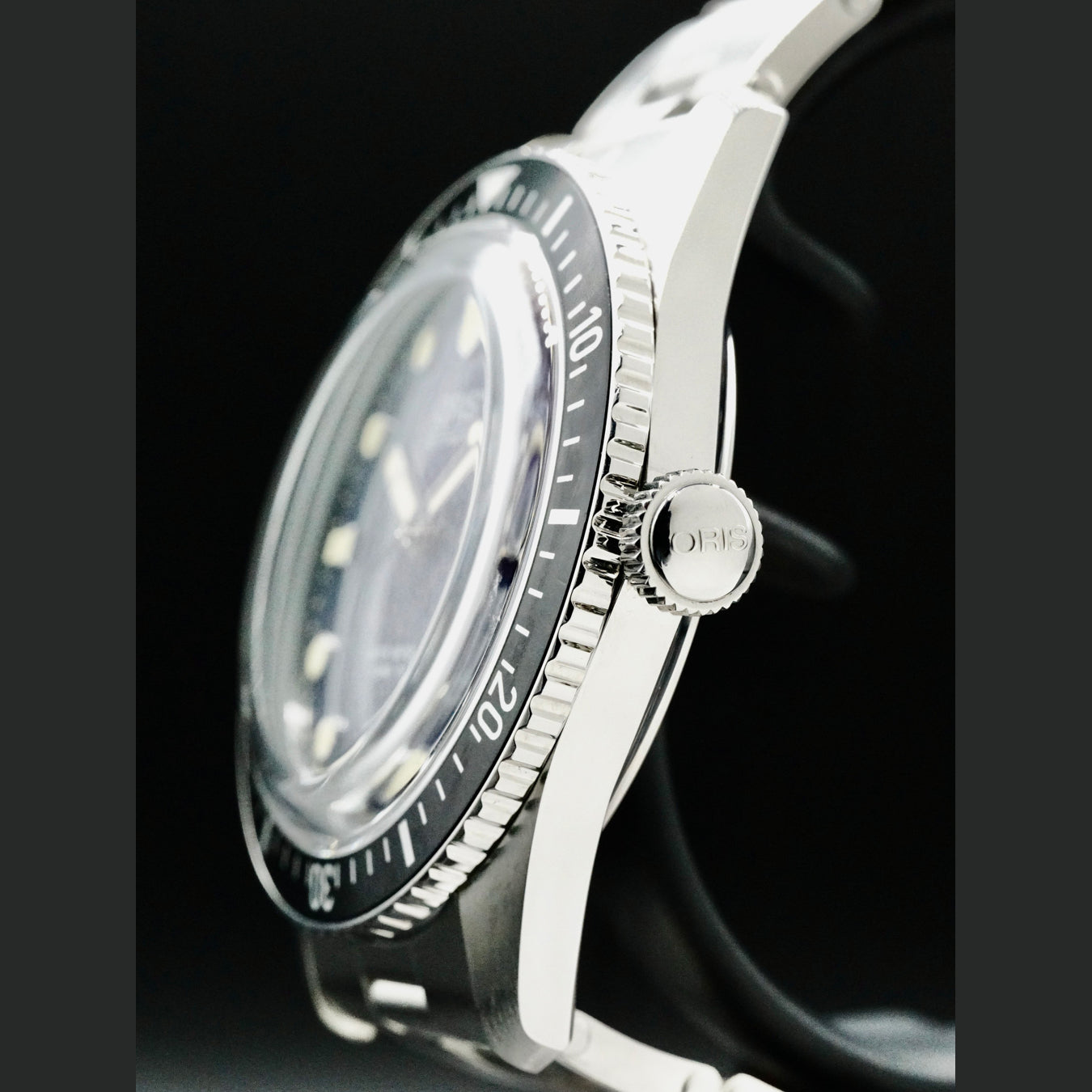Oris 01-733-7720-4055-07-8-21-18 Divers Sixty-Five on Steel Bracelet