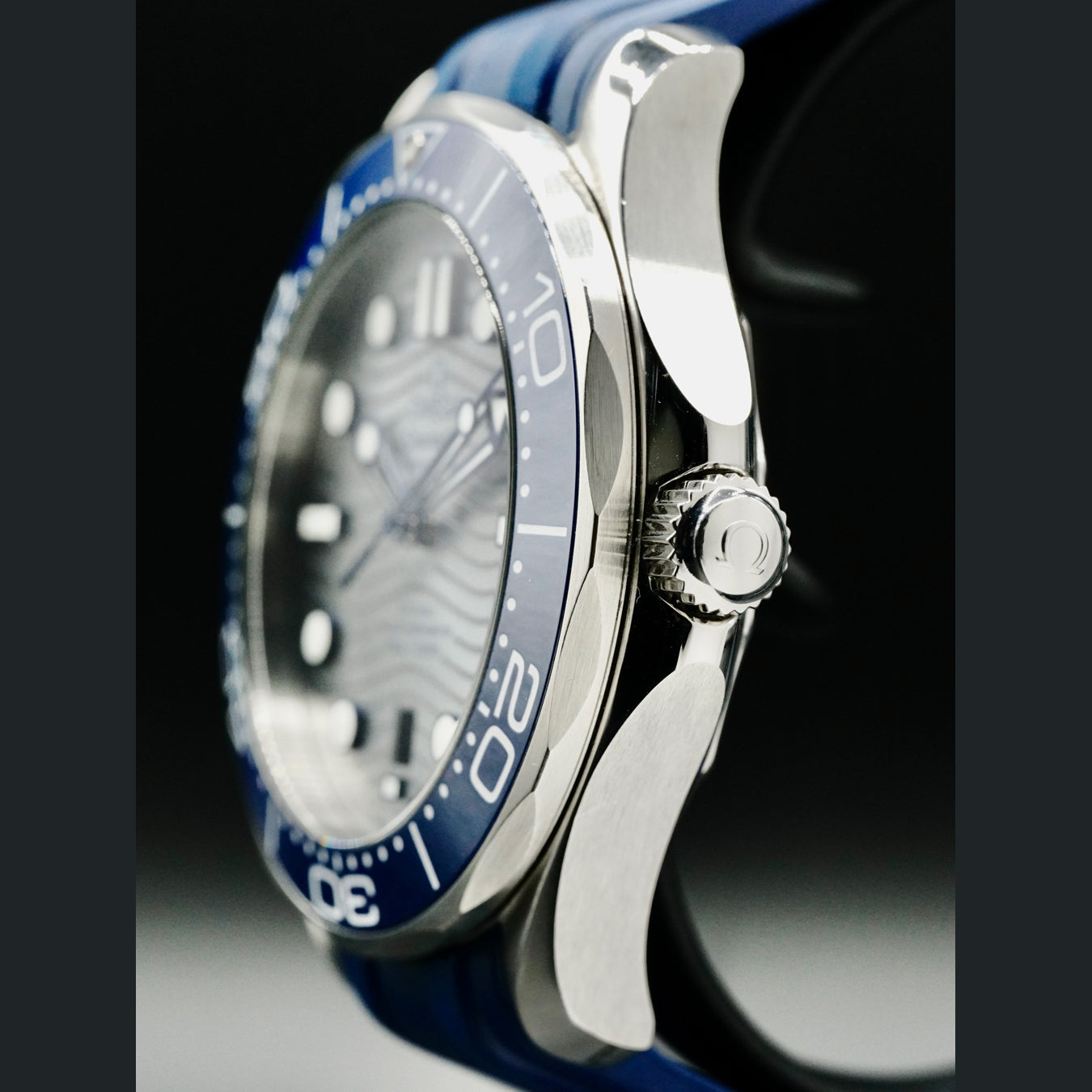 Omega Seamaster Diver 300M Co-Axial Master Chronometer on Strap 210.32.42.20.06.001