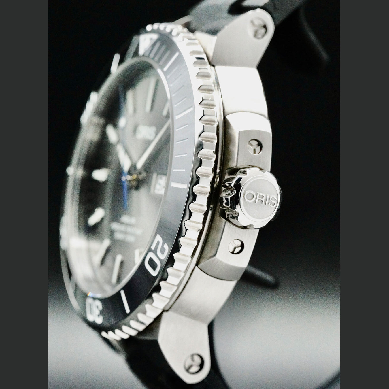 Oris 01 752 7733 4183-Set MB Aquis Hammerhead Limited Edition