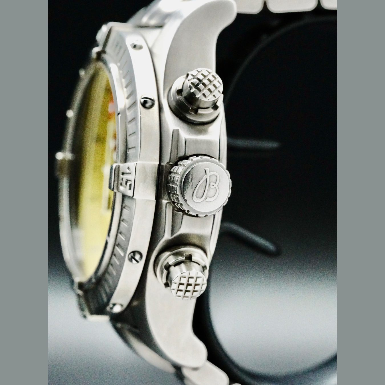 Breitling E73360 Aeromarine Chrono Avenger M1 Titanium bracelet