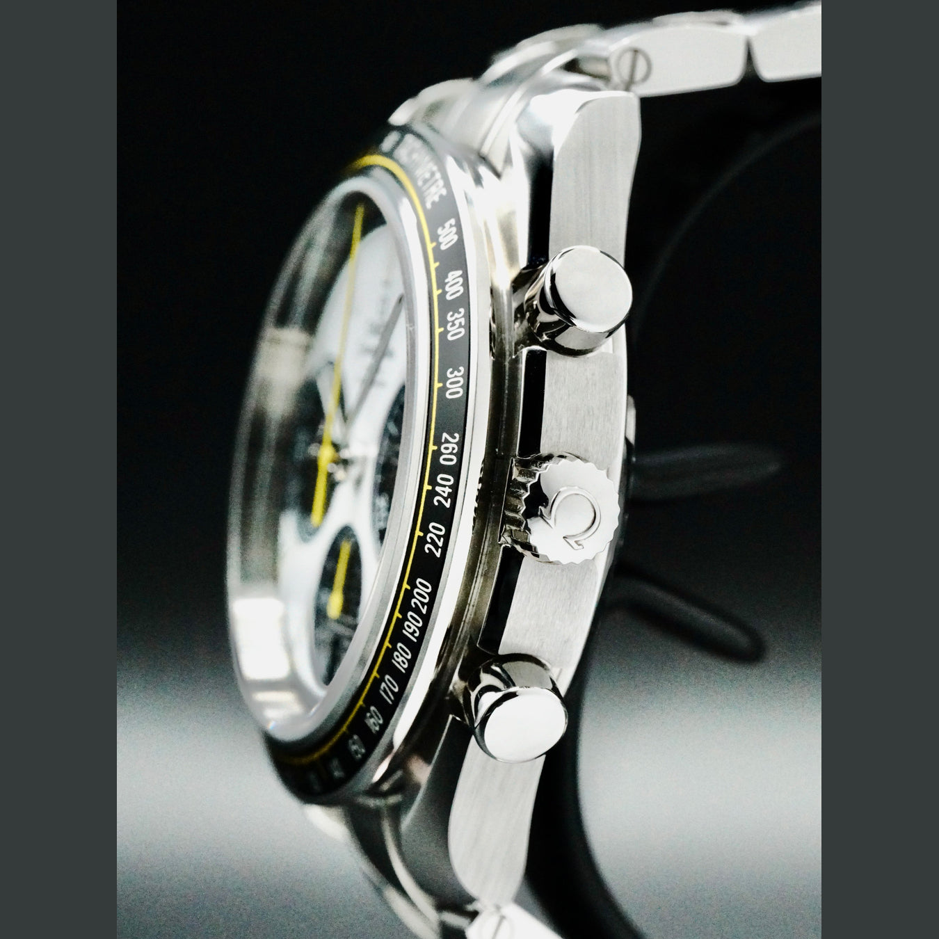 Omega 326.30.40.50.04.001 Racing Co-Axial Chronograph 40mm