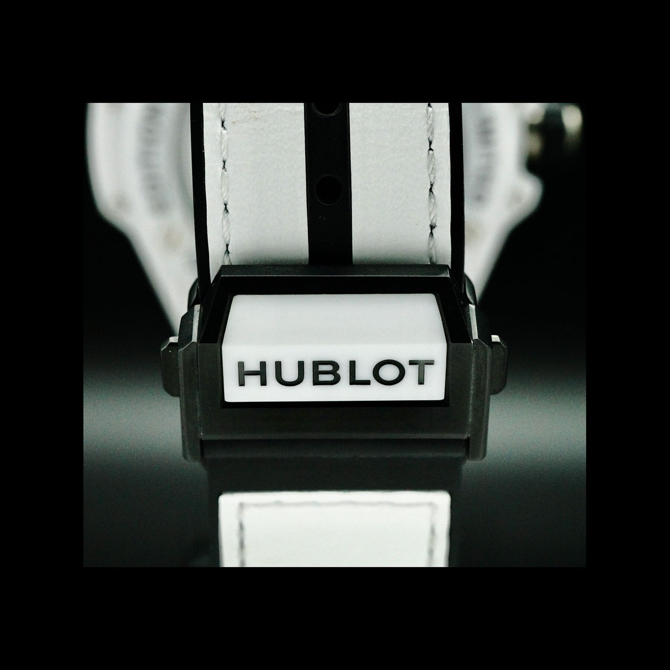 Hublot 415.HX.2027.VR.MXM19 Big Bang Unico Sang Bleu Ceramic White