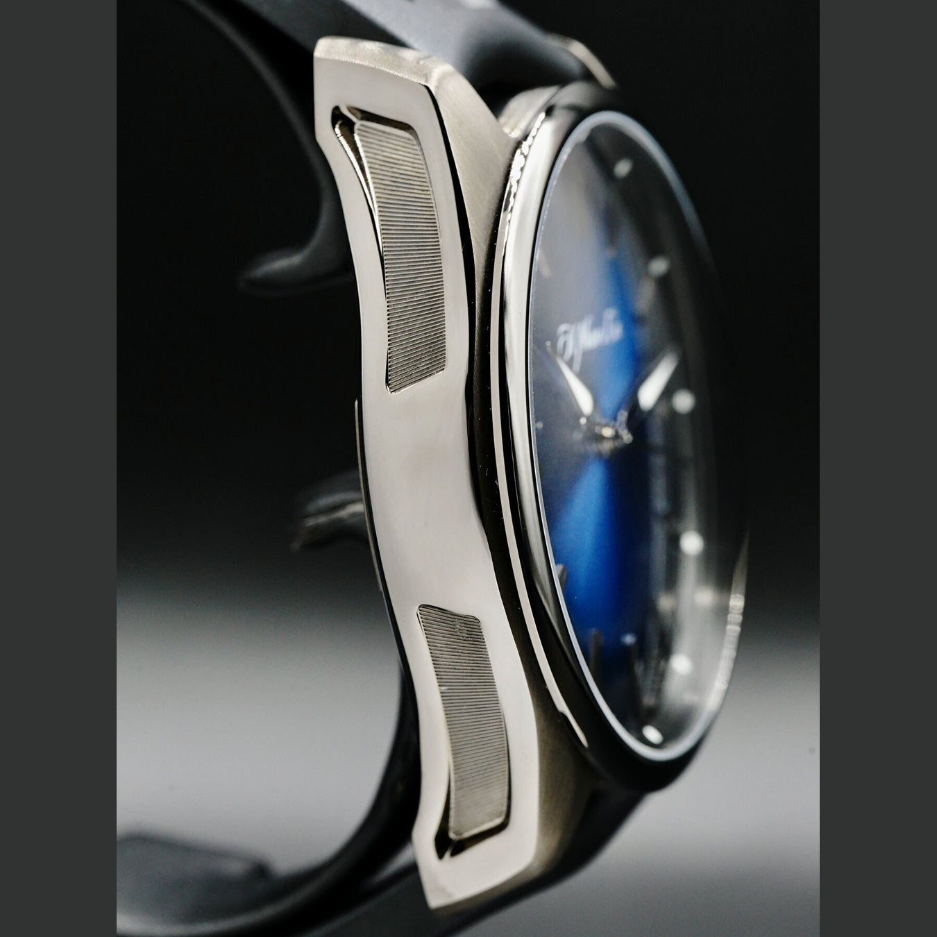 H. Moser & Cie. 3200-1205 Pioneer Centre Seconds Funky Blue Black Edition