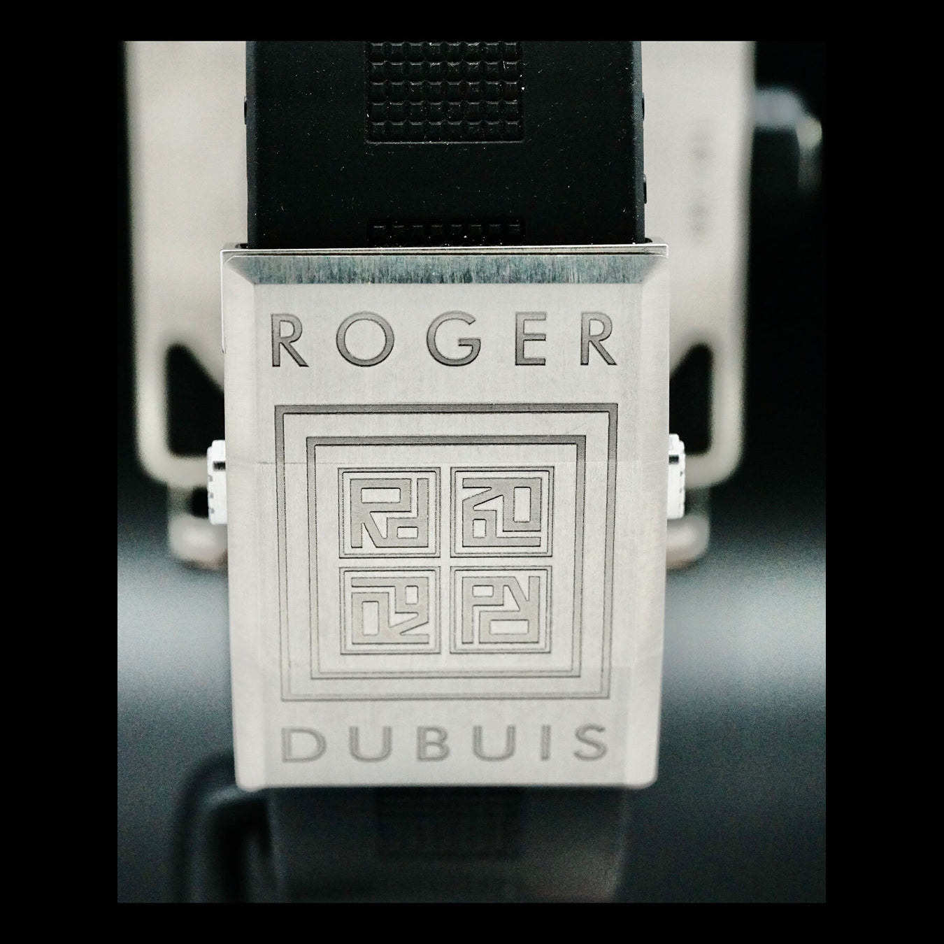 Roger Dubuis KS40-14-71-00/S9R00/A KingSquare