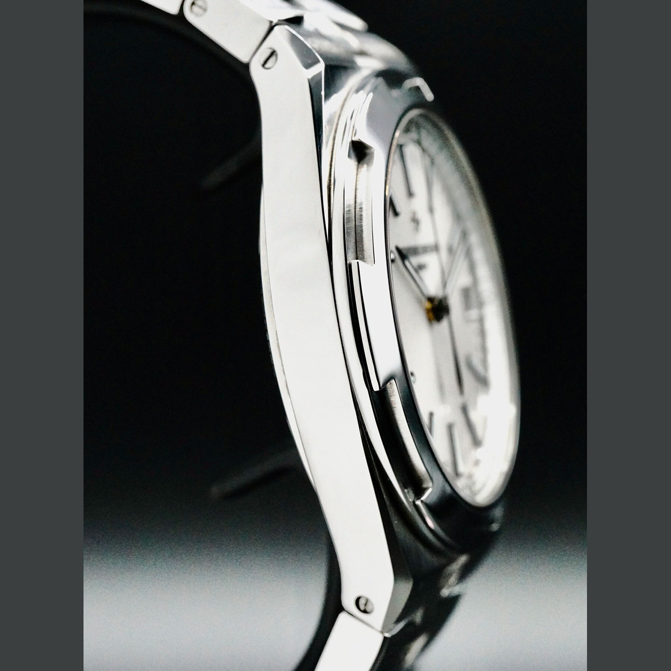 Vacheron  4500V 110A-B126 Constantin Overseas