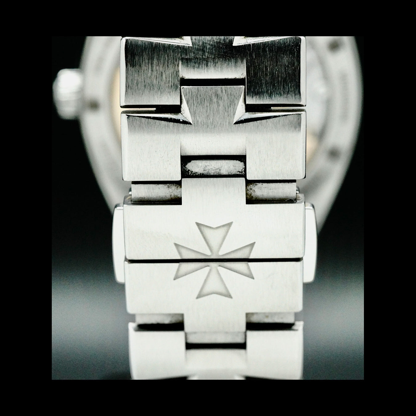 Vacheron  4500V 110A-B126 Constantin Overseas