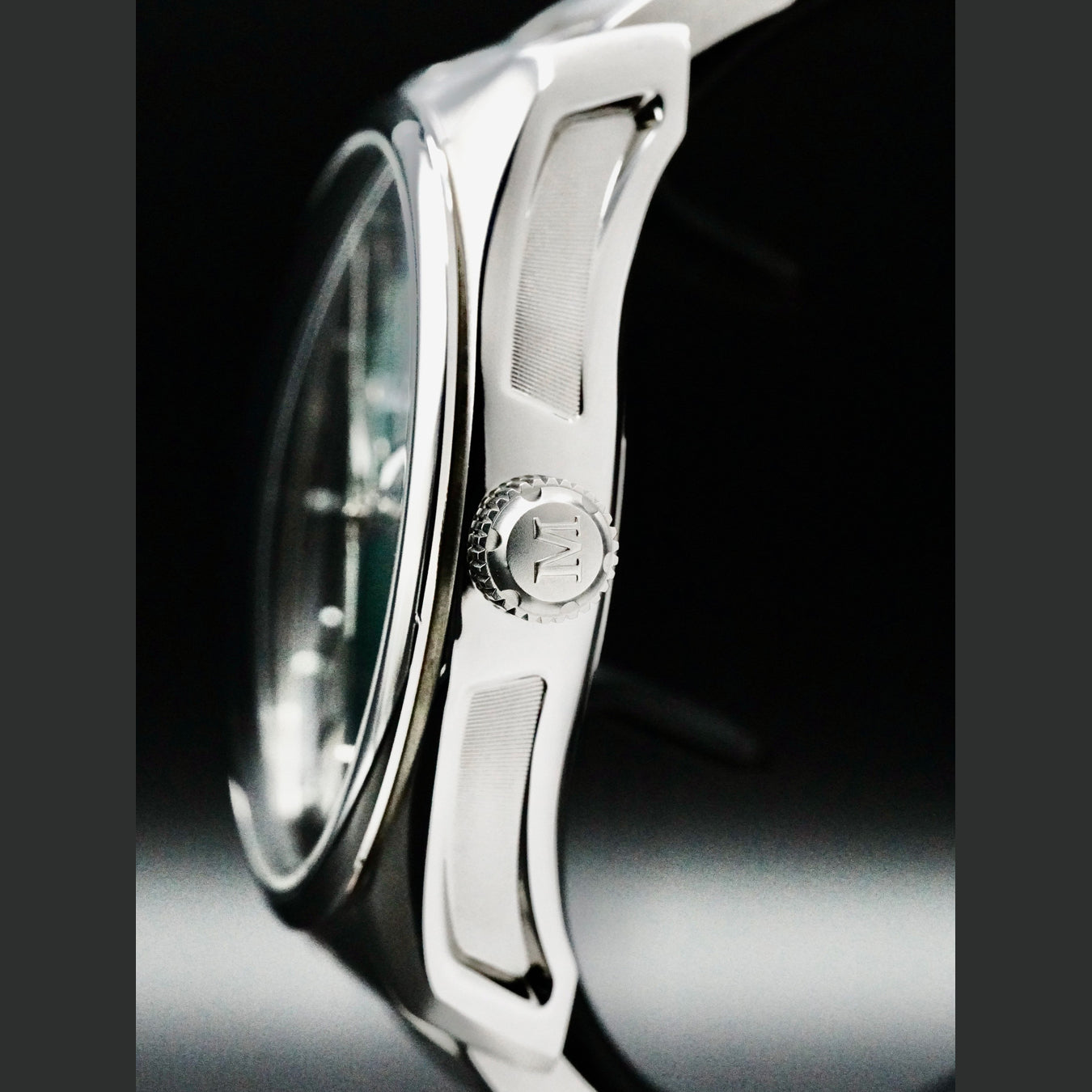 H. Moser & Cie Pioneer Centre Seconds Green 3200-1202