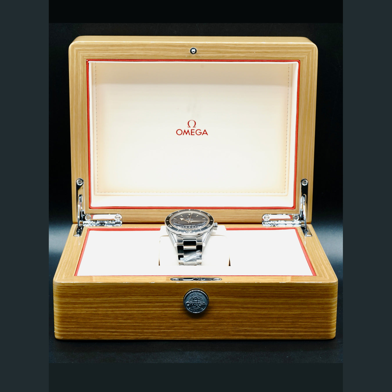 Omega 234.30.41.21.01.001 Seamaster 300 Master Chronometer