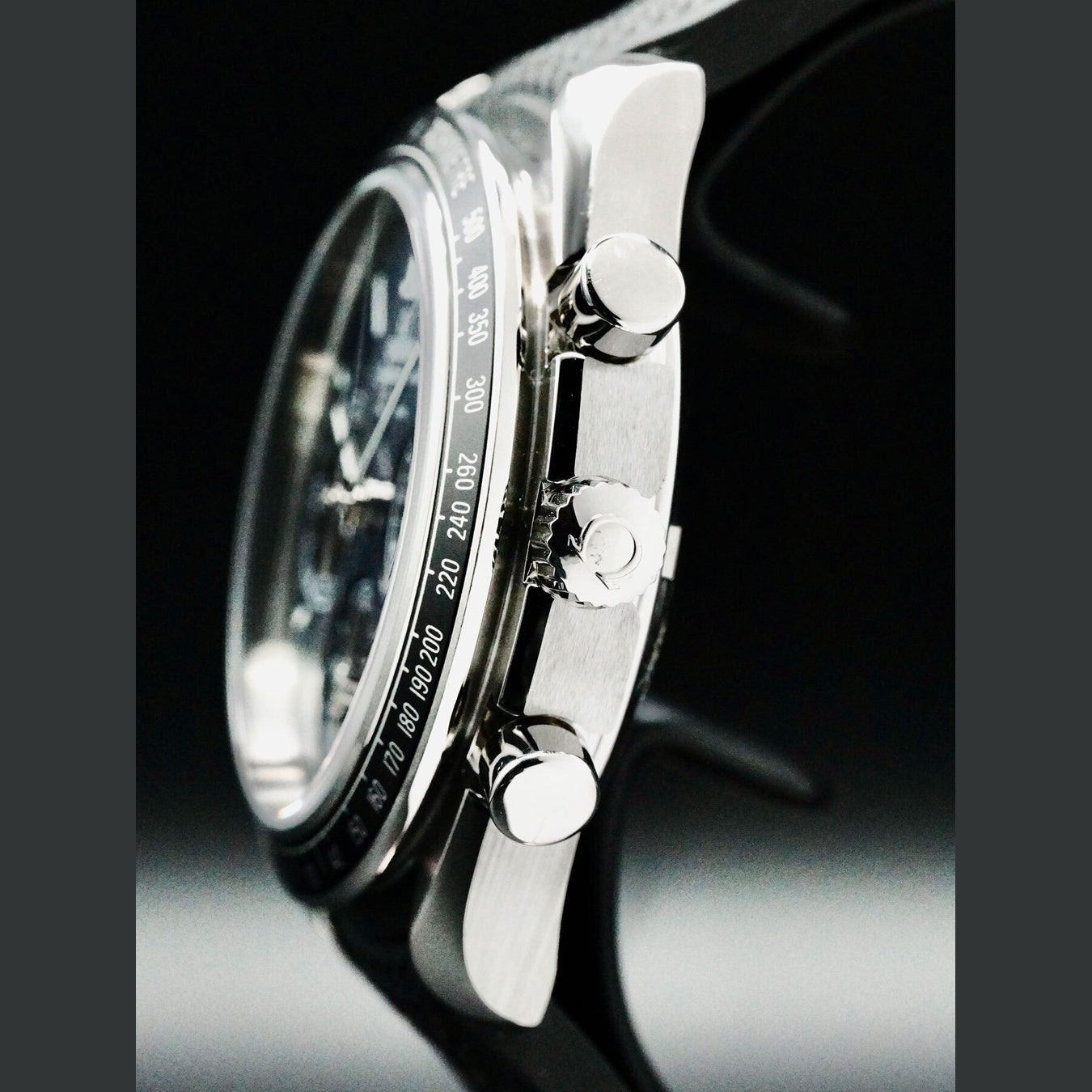 Omega 326.32.40.50.03.001 Racing Co-Axial Chronograph 40mm