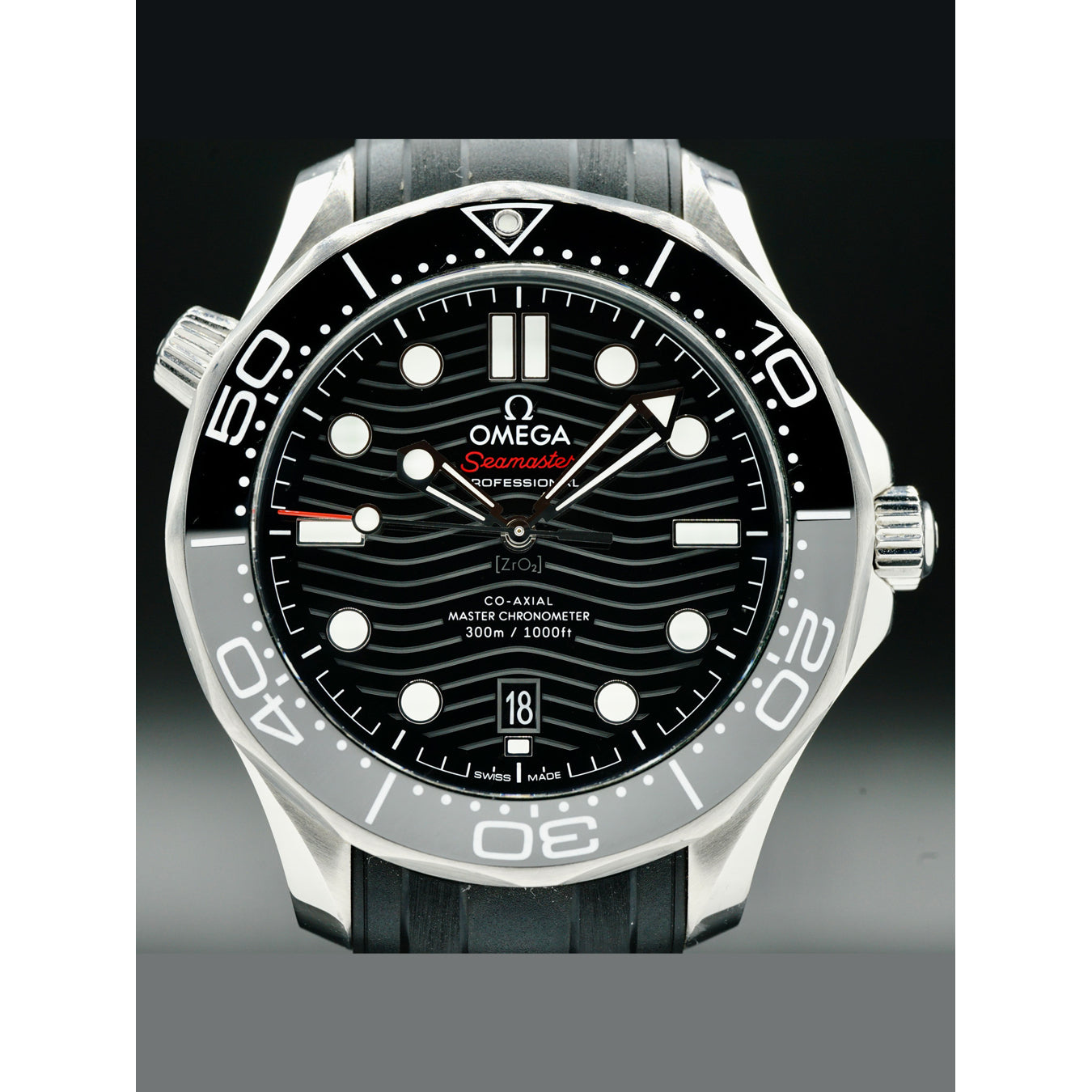 Omega 210.32.42.20.01.001 Seamaster Diver 300M Co-Axial Master Chronometer Black Dial on Rubber Strap