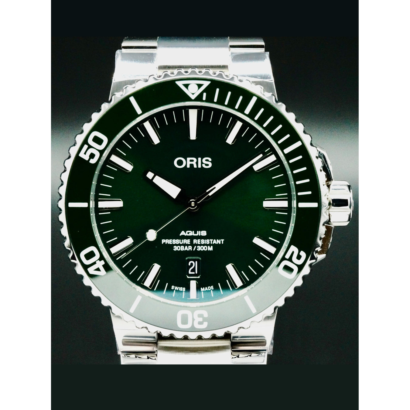 Oris Aquis Date Green Dial on Bracelet 01 733 7730 4157-07 8 24 05PEB