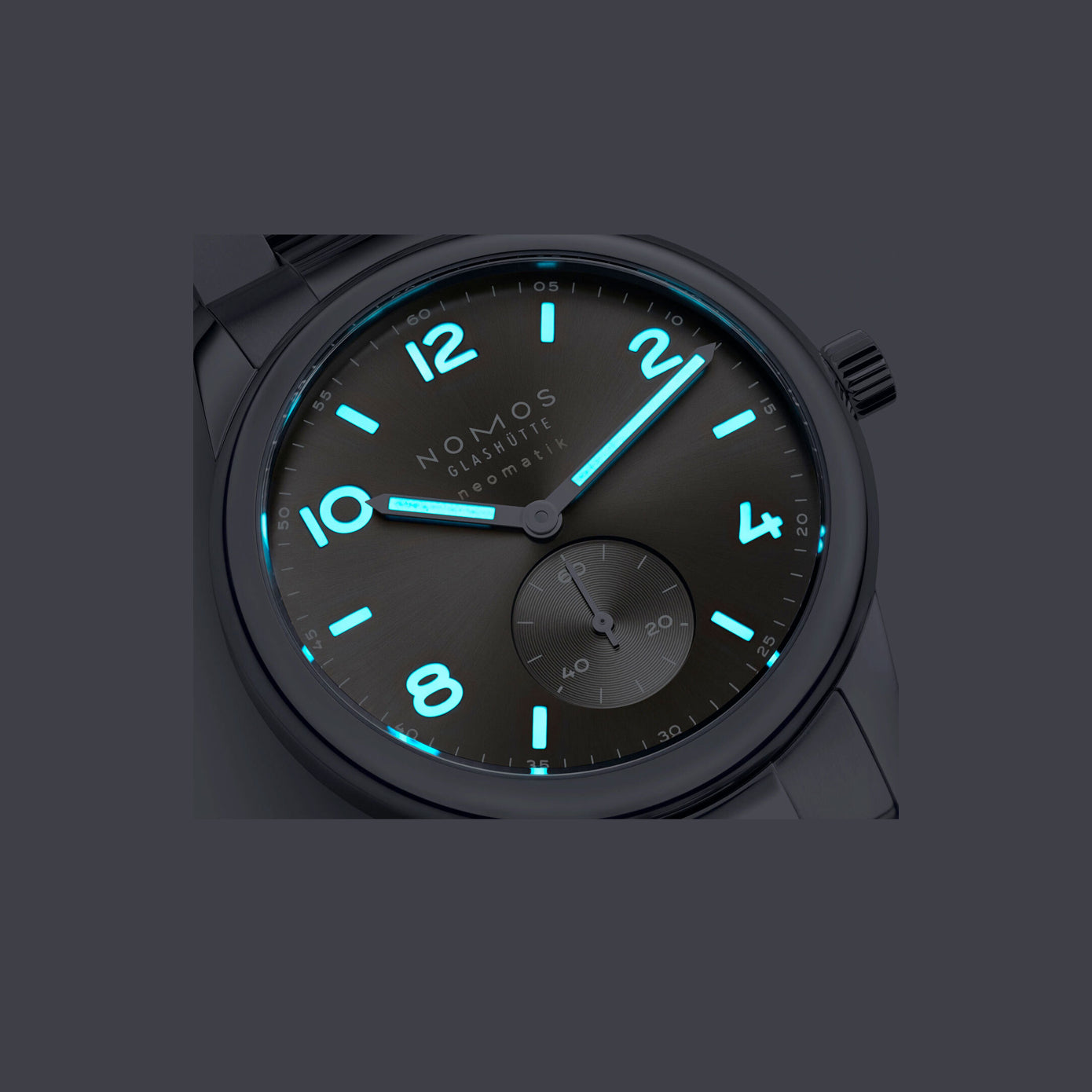 NOMOS Glashütte 763 Club Sport Neomatik 39 Smoke