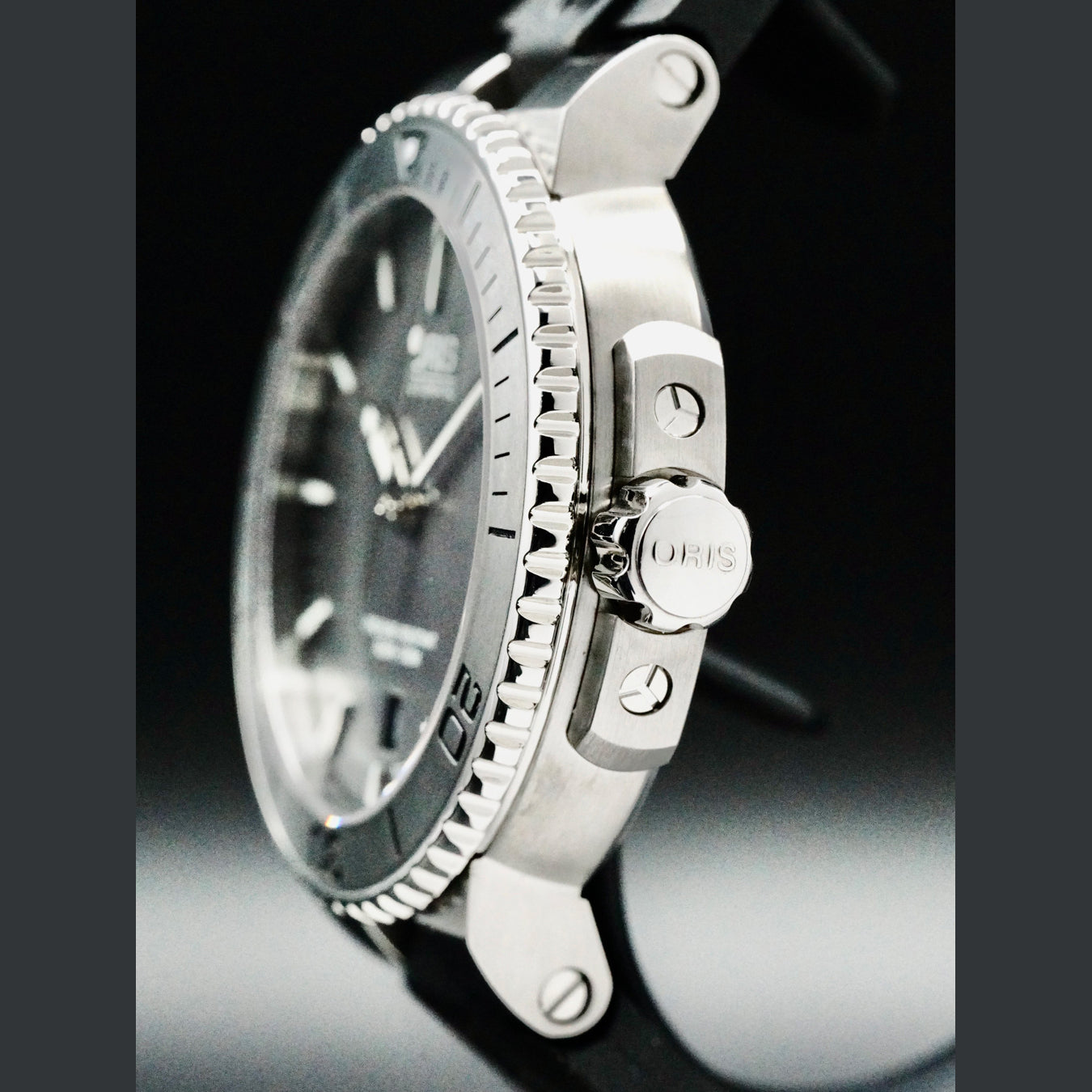 Oris 01 733 7676 4153 Aquis Date Grey Dial SS Mens