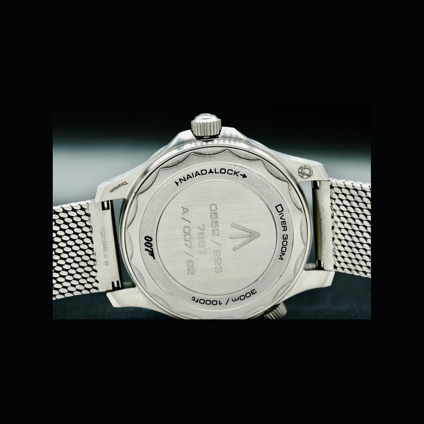 Omega 210.92.42.20.01.001 Seamaster Diver 300 007 Edition on NATO Strap