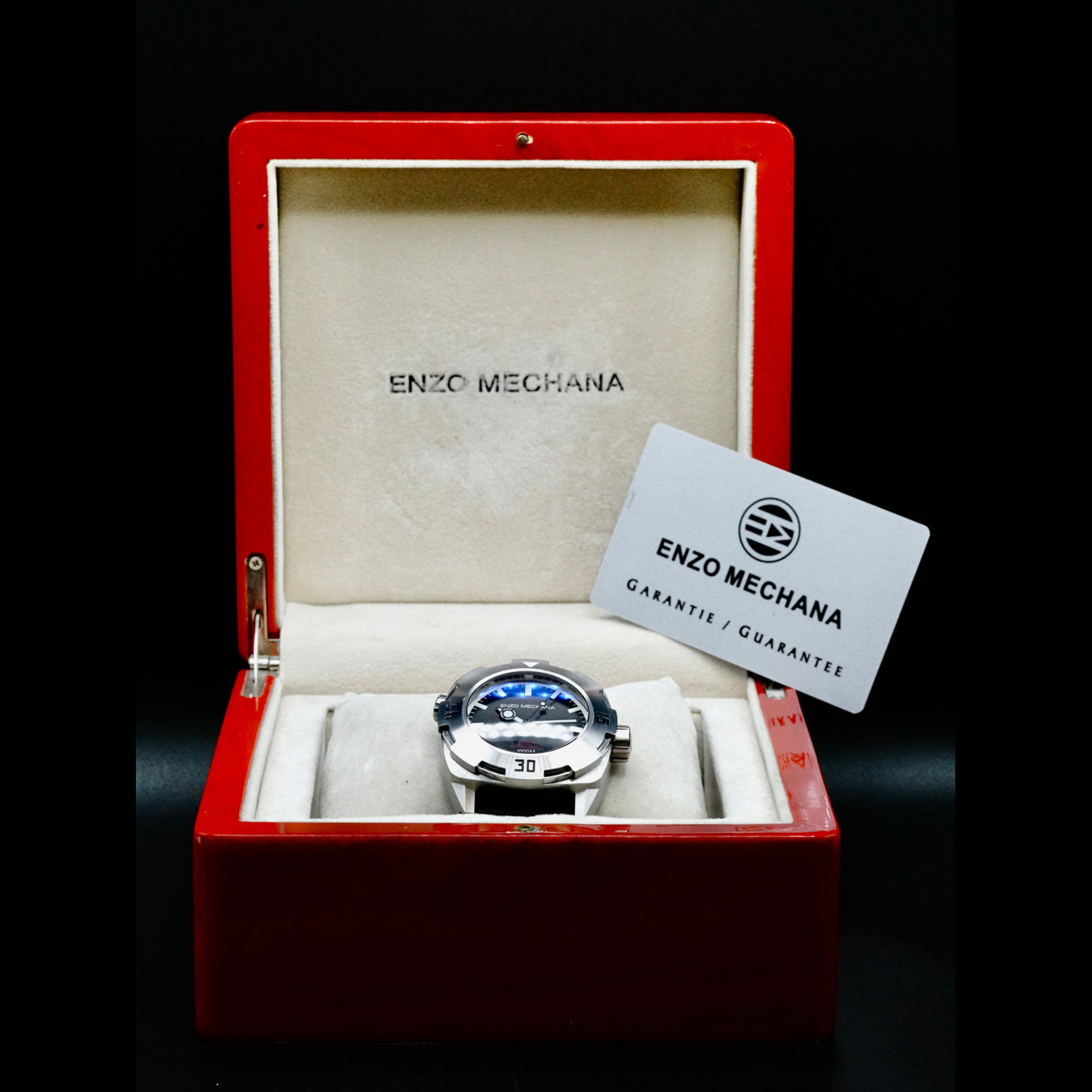 Enzo Mechana EM001