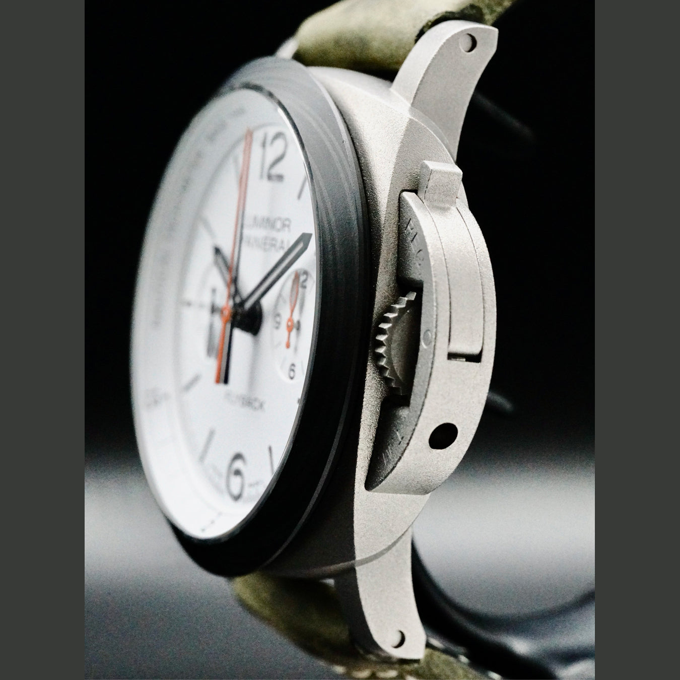 Panerai PAM01297 Luminor Flyback Chronograph 44mm Titanium