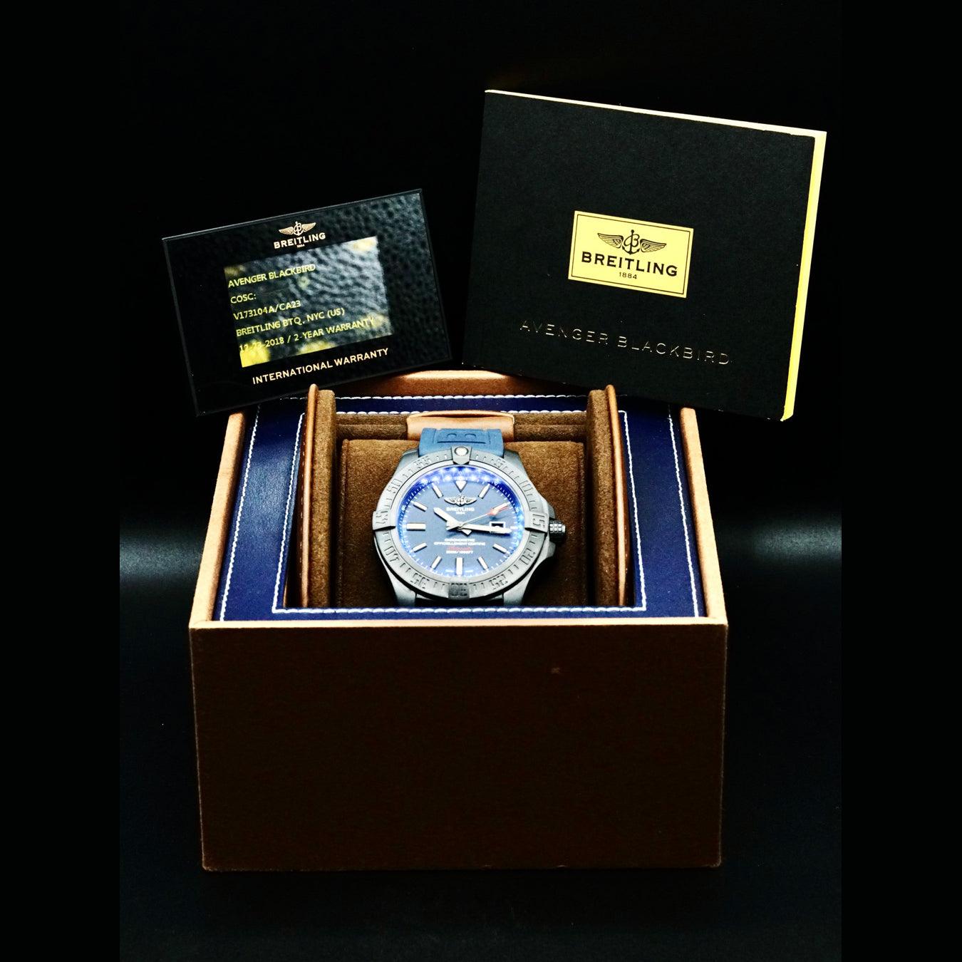 Breitling  V173104 Avenger Blackbird Blue Dial