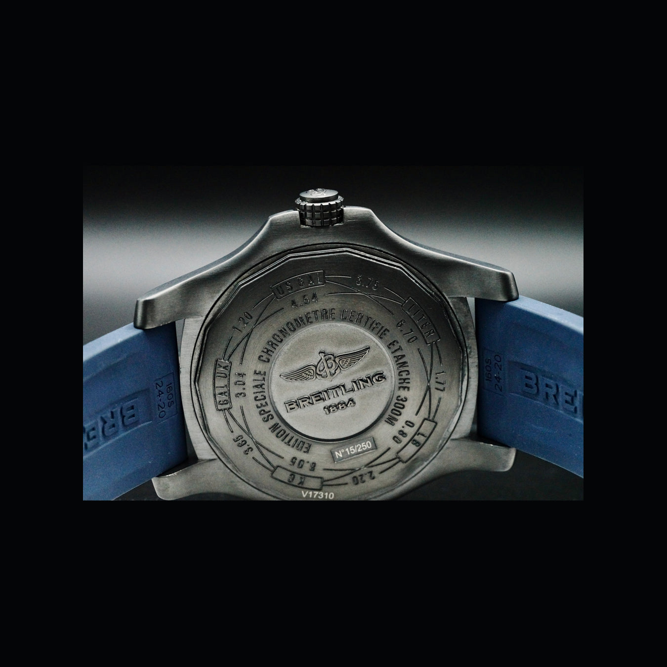 Breitling  V173104 Avenger Blackbird Blue Dial