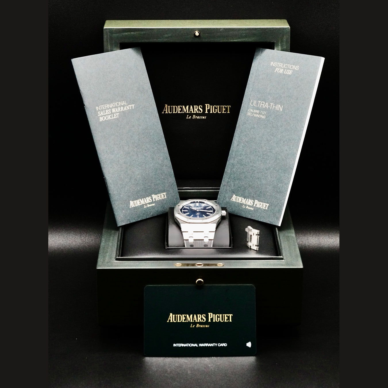 Audemars Piguet 16202ST.OO.1240ST.01 Royal Oak Jumbo Automatic